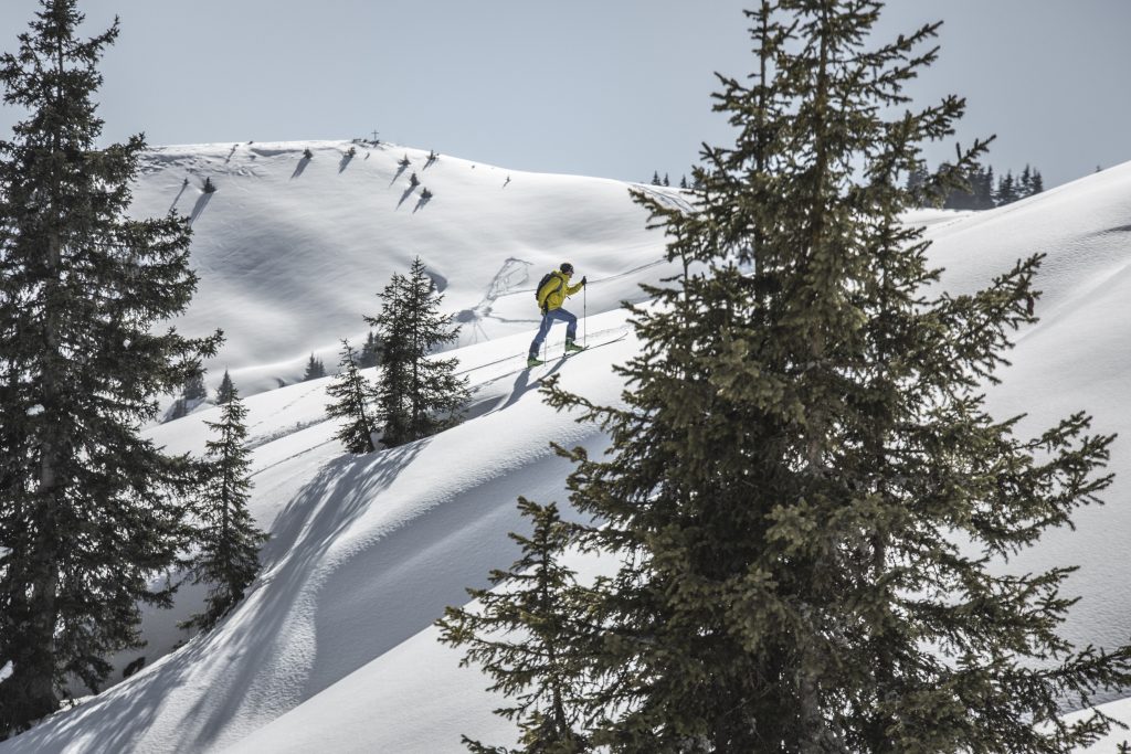 Off-piste ski hiking in Salzburg