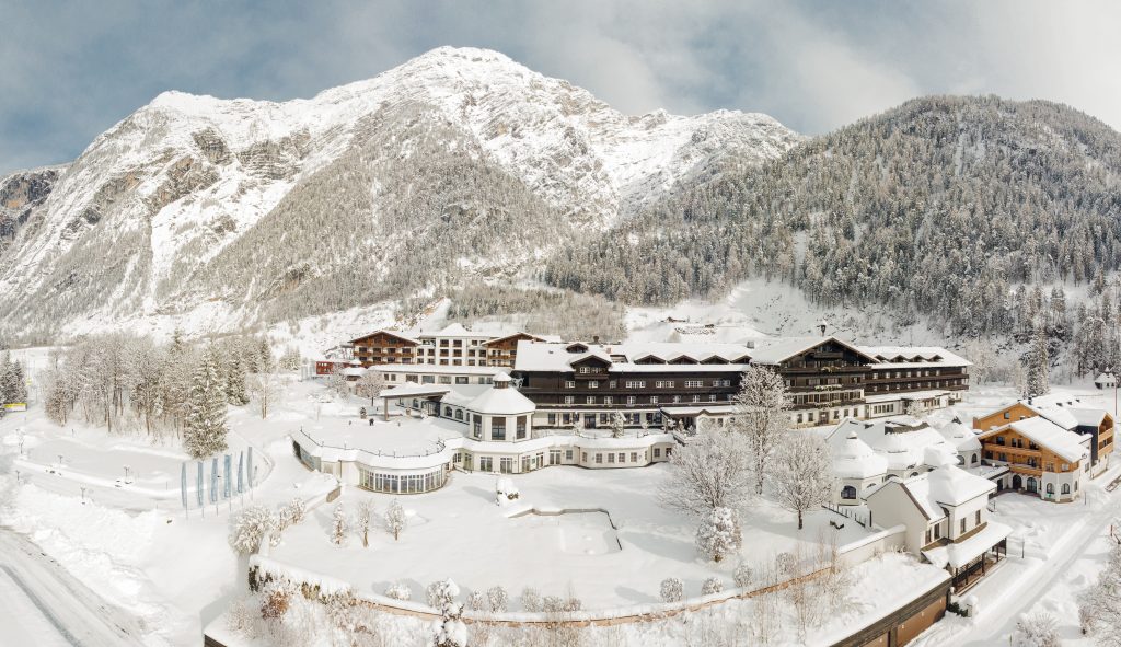 Hotel Gut Brandlhof Panorama Winter