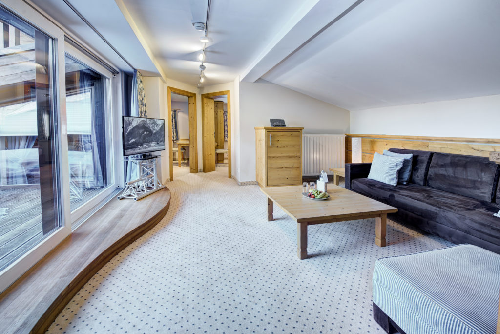 Suite Alpine Livingroom